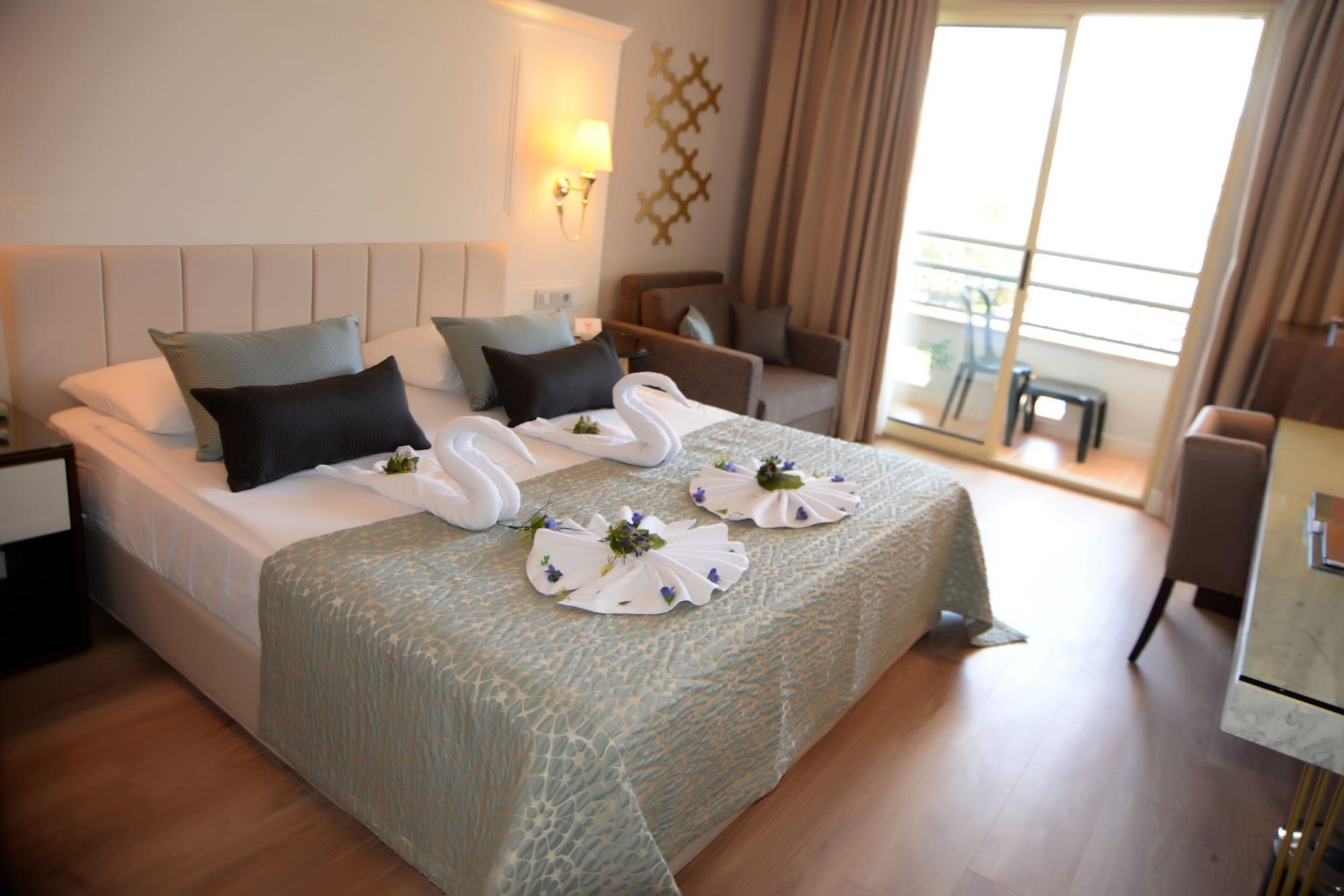 Fame Residence Kemer & Spa Exterior photo